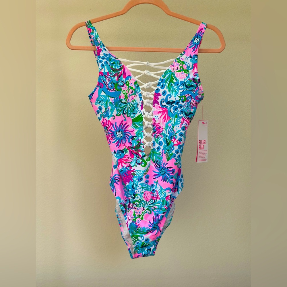 LILLY PULITZER ISLE LATTICE ONE-PIECE SWIMSUIT $148 SIZE 6, NEW WITH TAGS